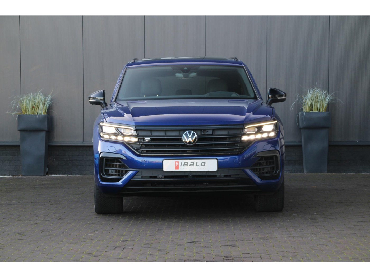 Volkswagen Touareg R 4Motion — foto 36 van 64