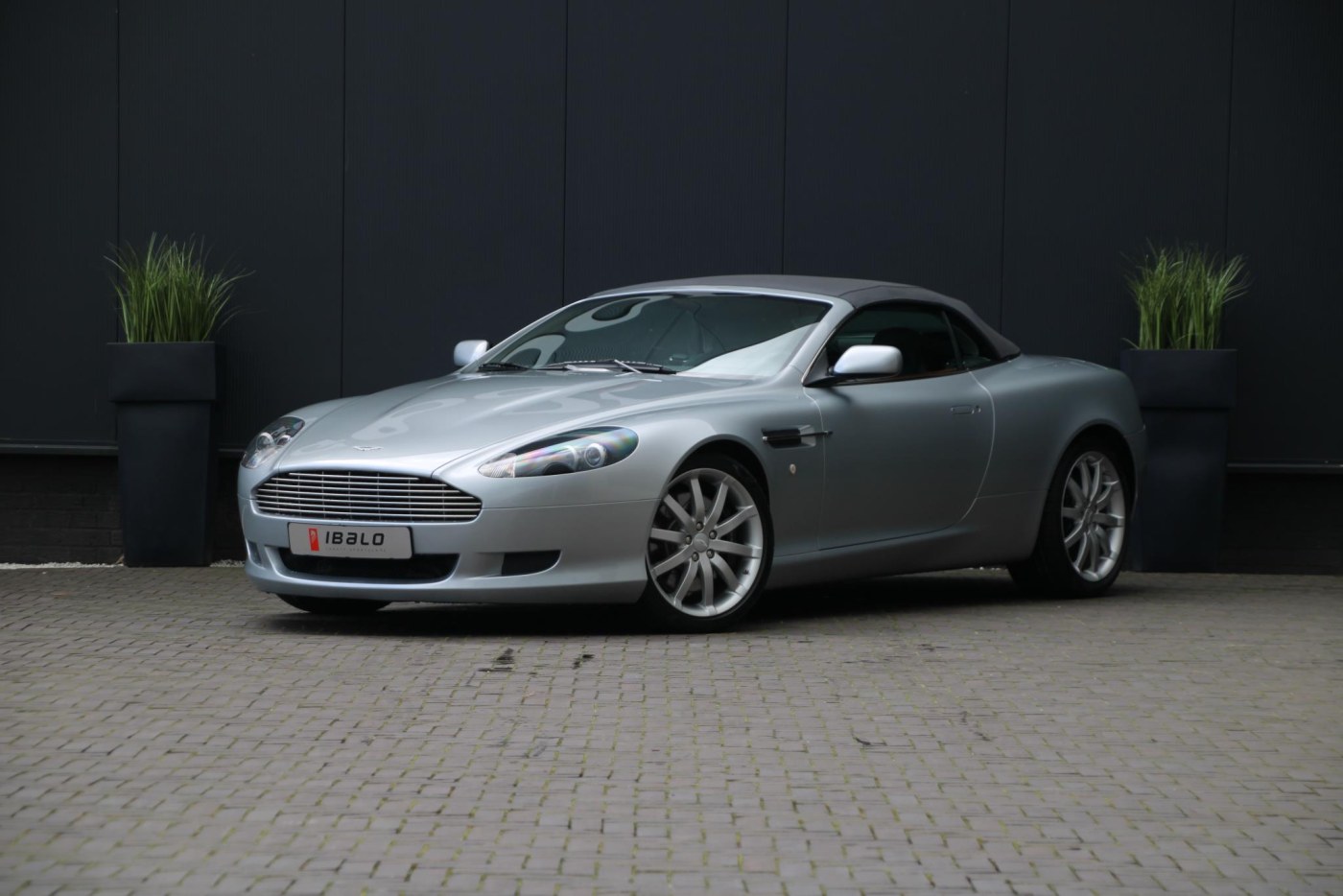 Aston Martin DB9 Volante 5.9 V12 Touchtronic — foto 15 van 33