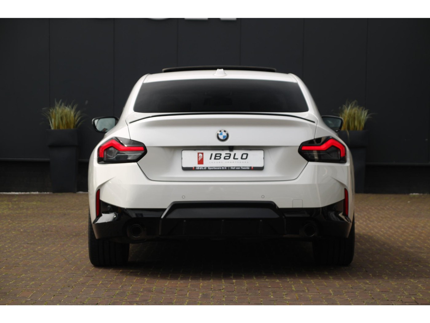 BMW 2-serie Coupé 220i | M-Sport Pro | Schuifdak | Harman/Kardon | — foto 6 van 32