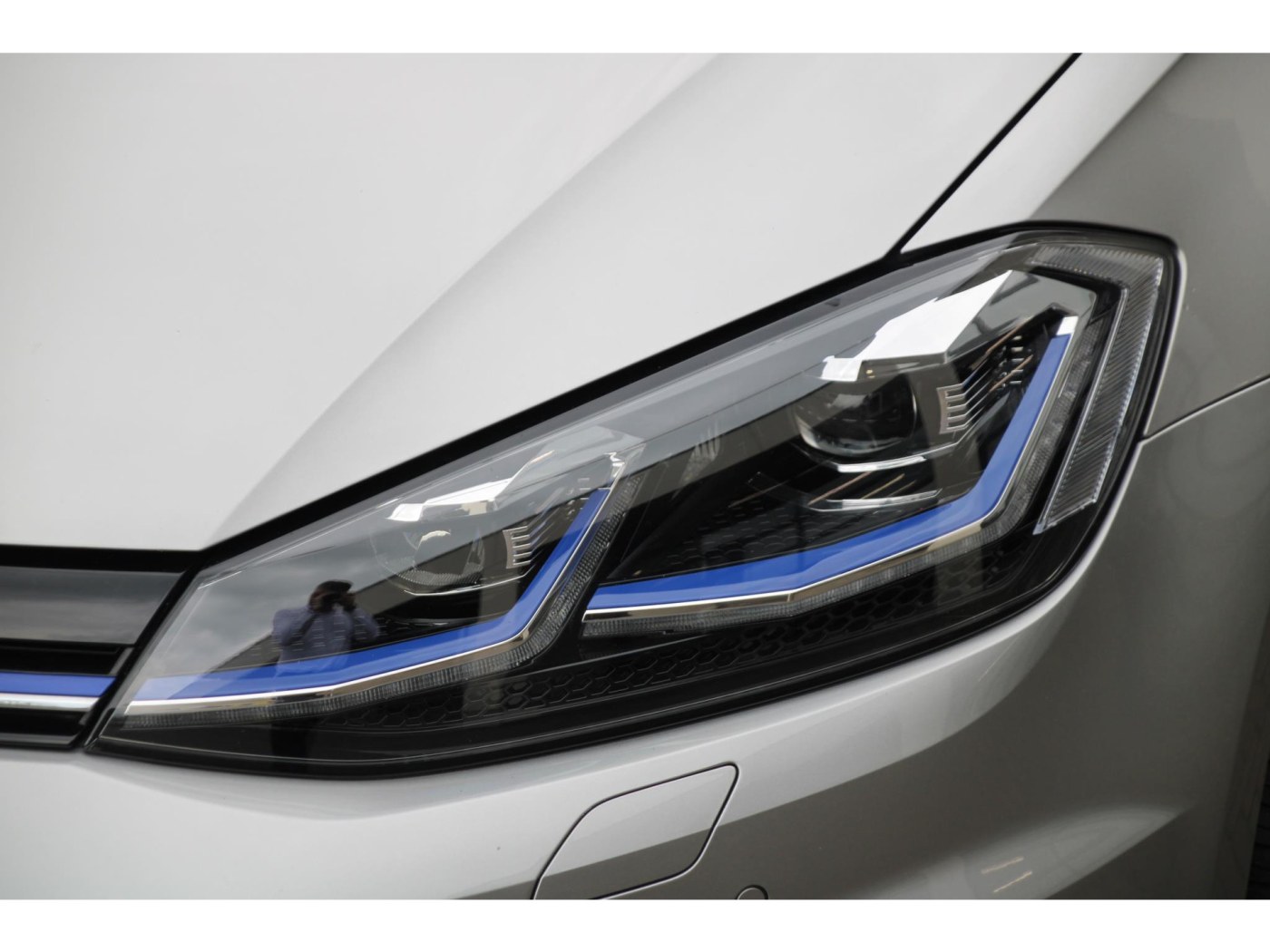 Volkswagen e-Golf E-DITION — foto 14 van 37