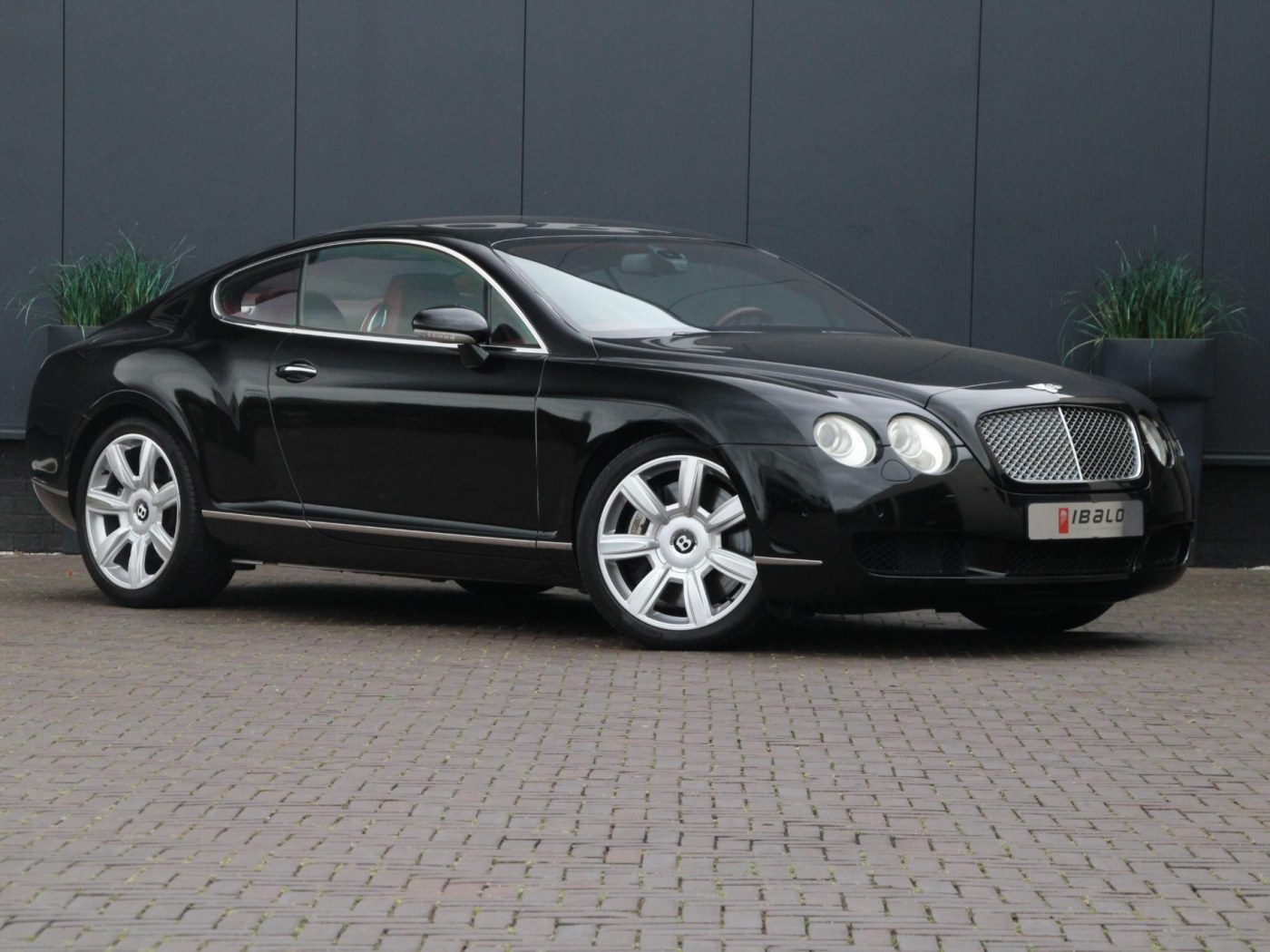 Bentley Continental GT W12 560pk — foto 24 van 30