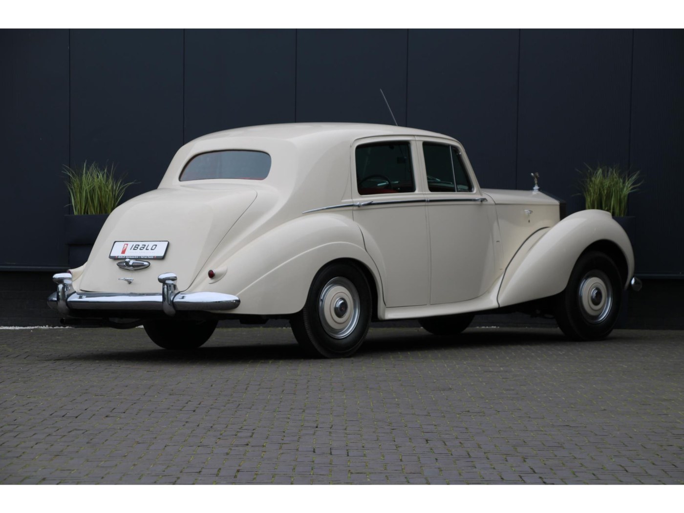 Rolls-Royce Silver Dawn 4.6 6-cilinder — foto 2 van 20