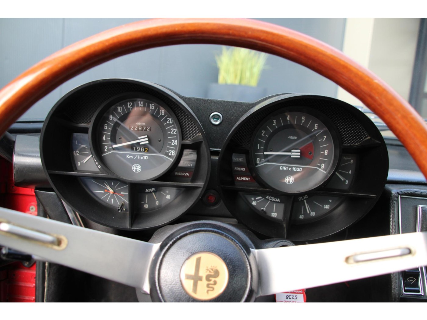 Alfa Romeo Montreal Coupé 2.6 V8 | Topstaat | ZF 5-versnellingsbak — foto 5 van 45