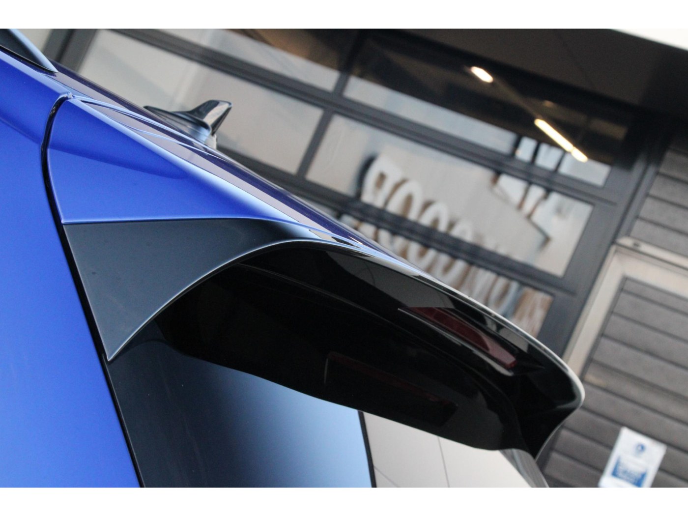 Volkswagen Touareg R 4Motion — foto 46 van 64
