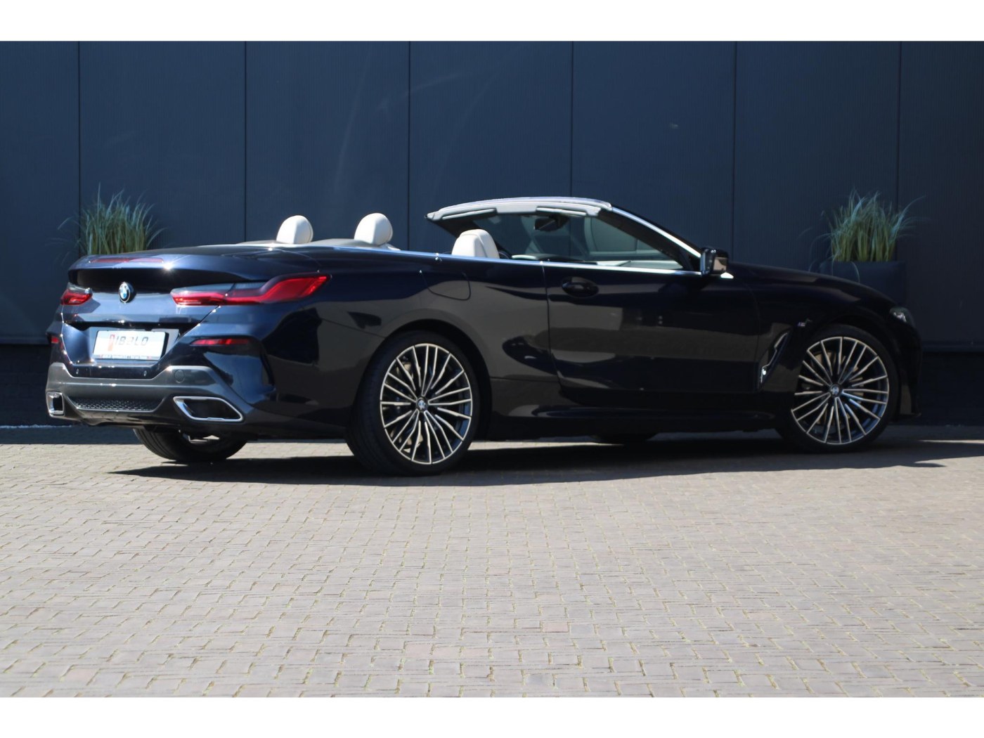 BMW 8-serie 840i M-Sport — foto 2 van 51
