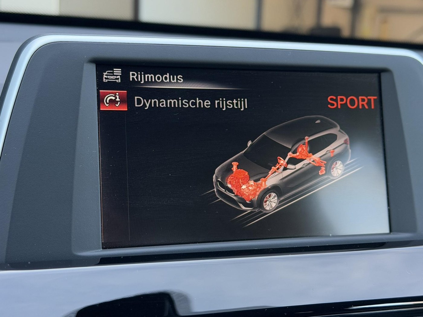 BMW X1 sDrive20i SportLine — foto 33 van 43