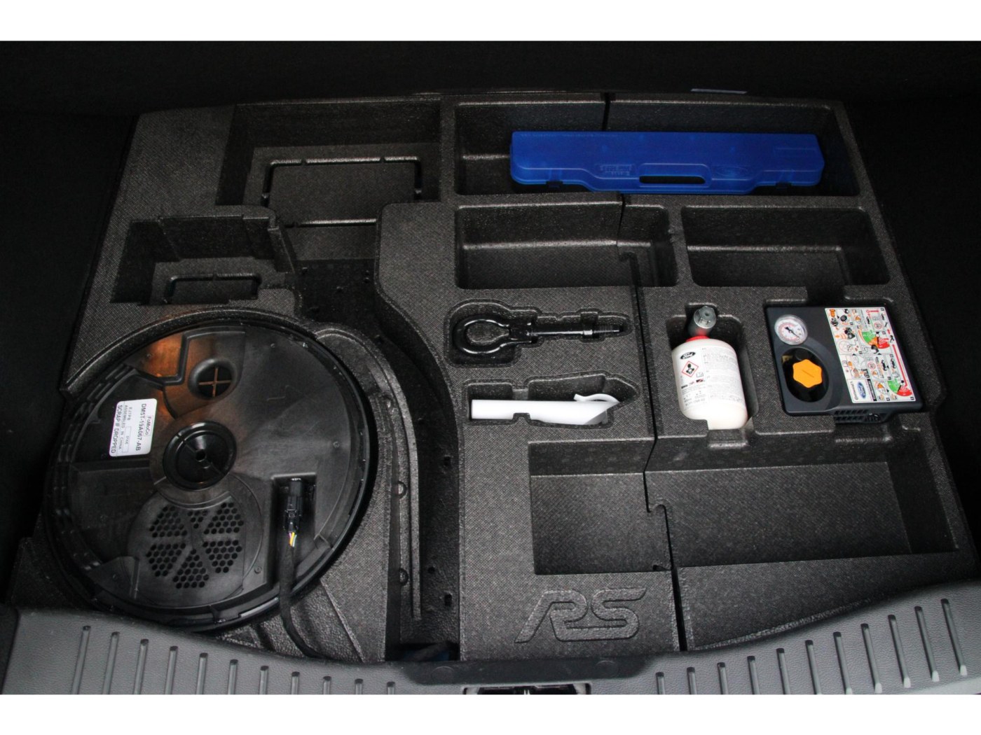 Ford Focus 2.3 RS — foto 39 van 46