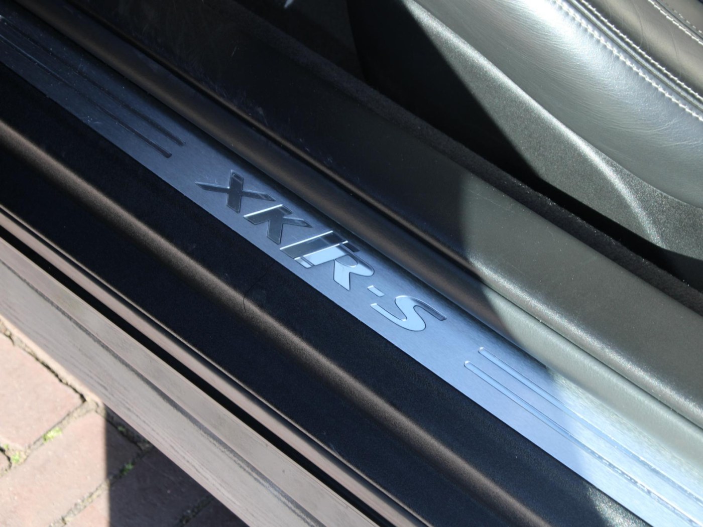 Jaguar XKR-S 4.2 V8 Coupé — foto 41 van 71