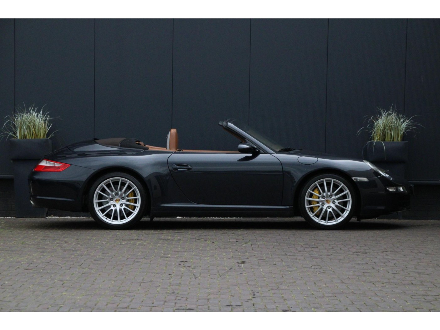 Porsche 911 Cabrio 3.8 Carrera 4S (997) — foto 36 van 40