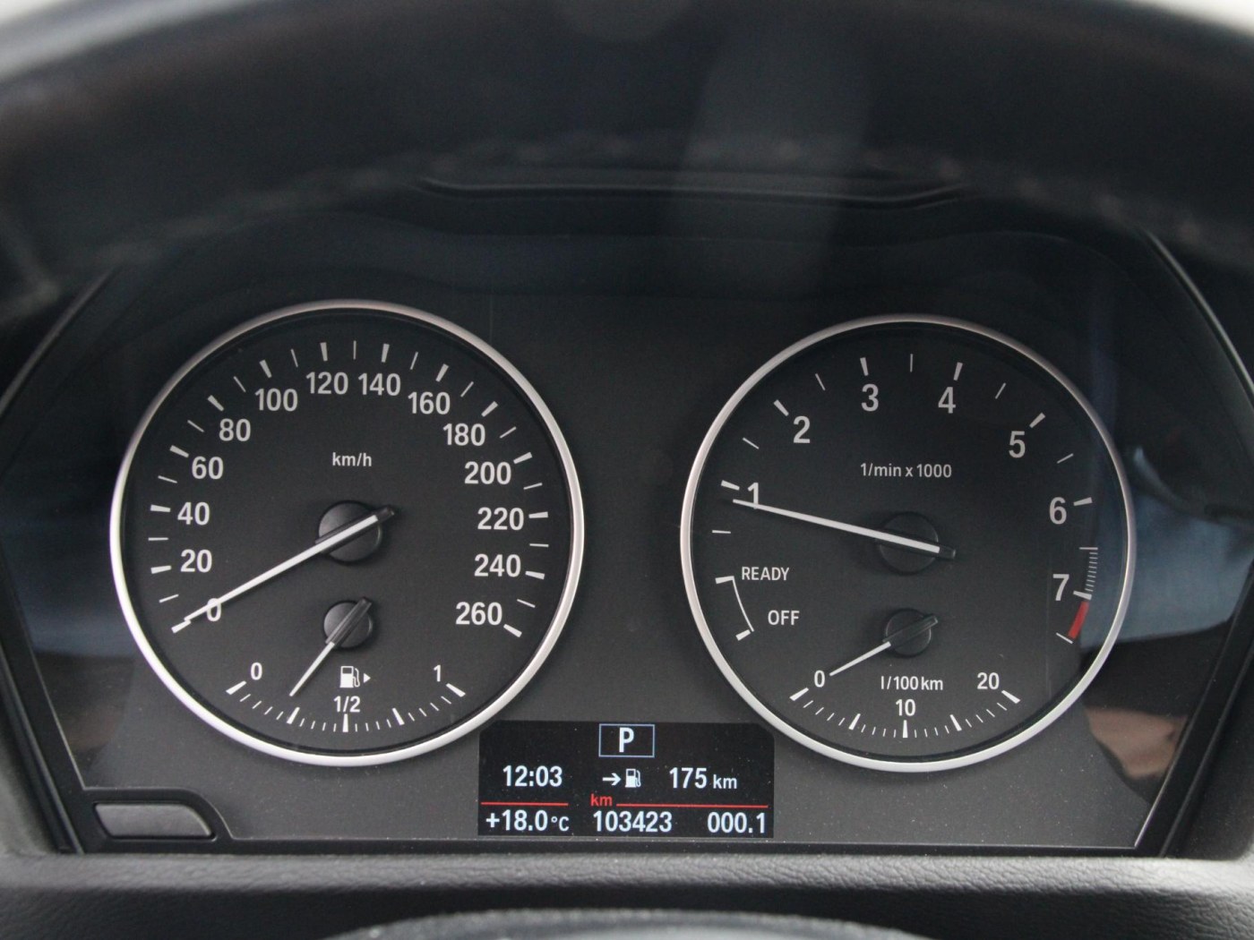 BMW X1 sDrive20i SportLine — foto 16 van 43