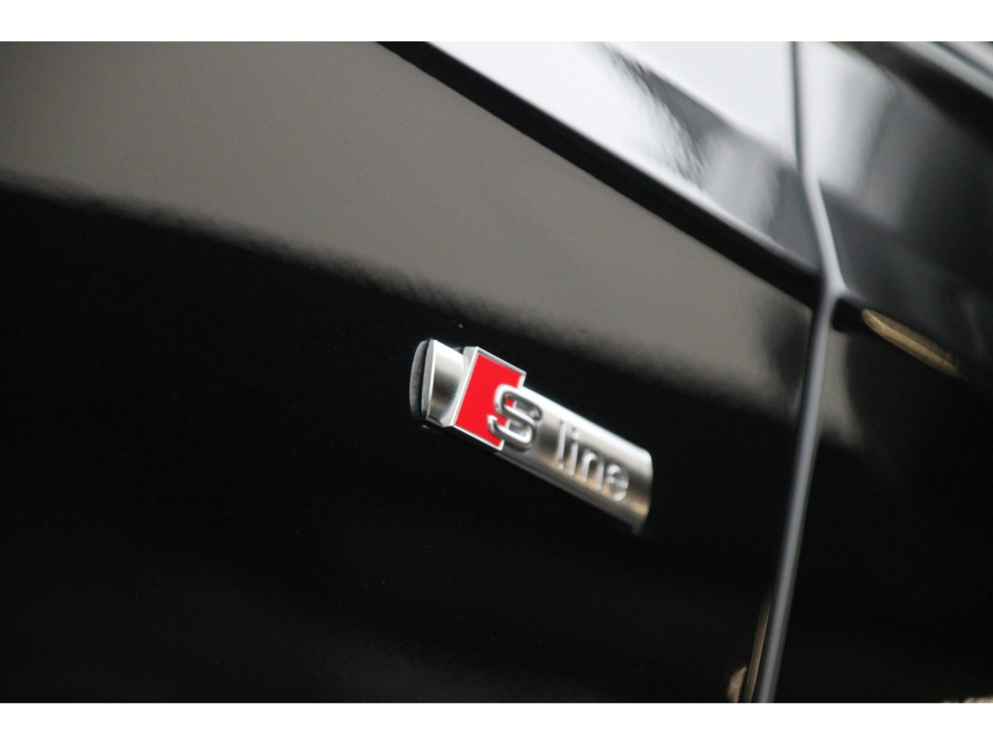Audi Q7 60 TFSIe Competition | 456pk | S-Stoelen | Trekhaak | BOSE | — foto 11 van 45