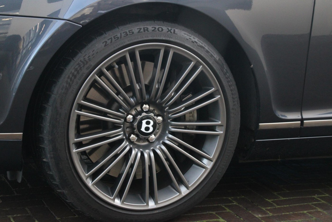 Bentley Continental GTC 6.0 W12 — foto 8 van 47
