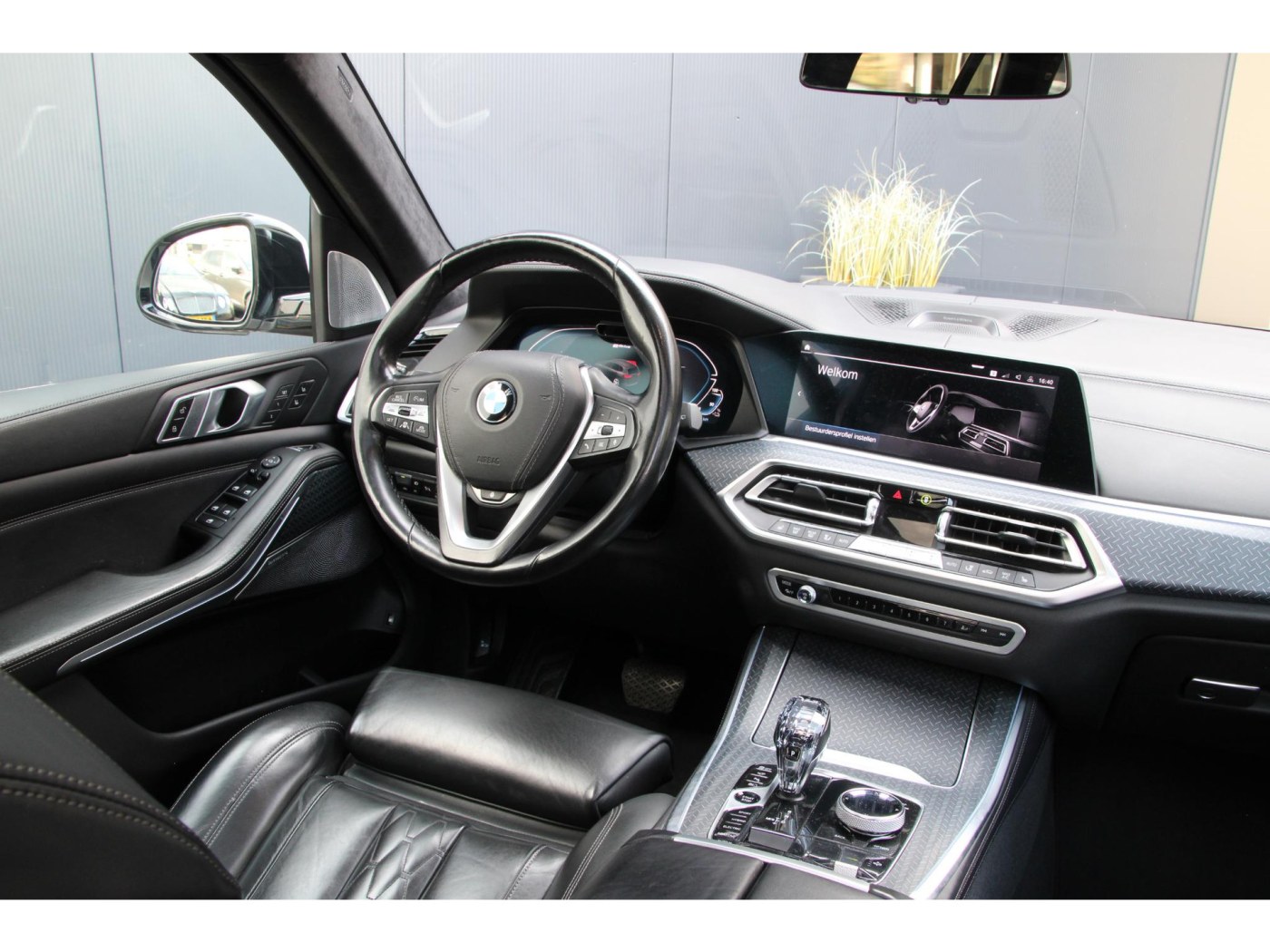 BMW X5 xDrive45e X-Line — foto 54 van 66