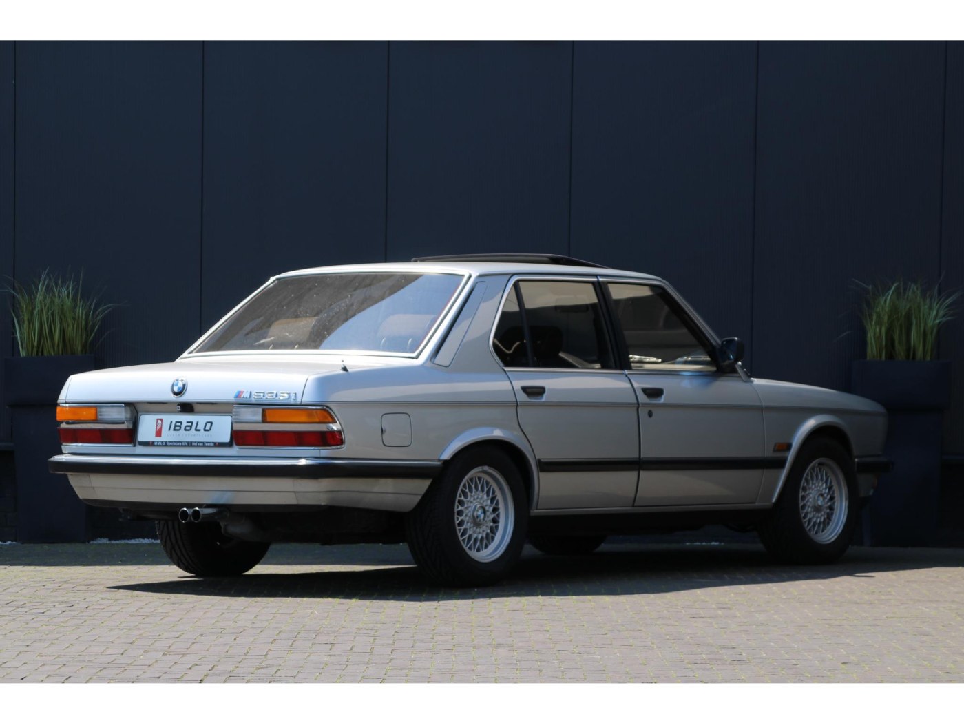 BMW 5 Serie 535i — foto 2 van 33