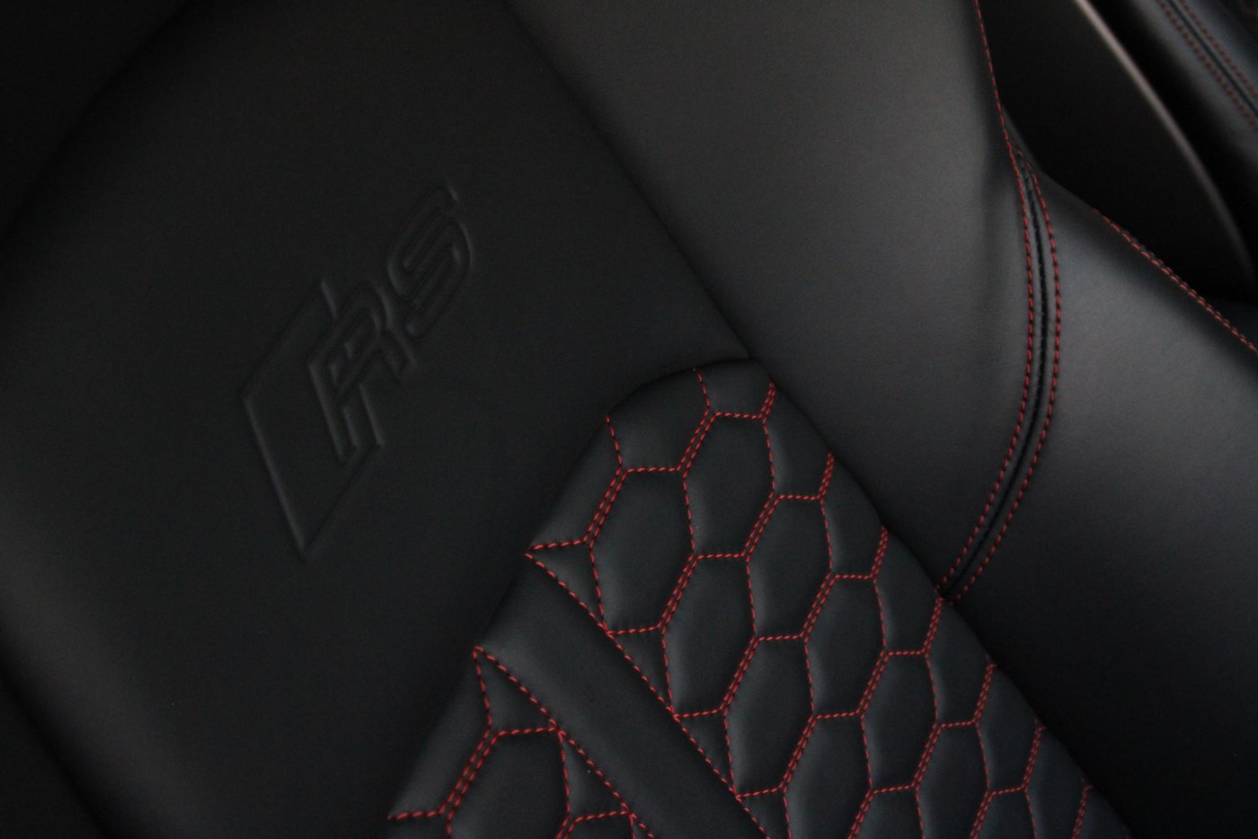 Audi RS4 Avant 2.9 TFSI quattro — foto 44 van 67