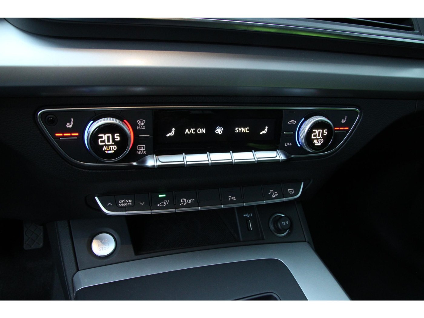 Audi Q5 50 TFSI e S edition — foto 12 van 30