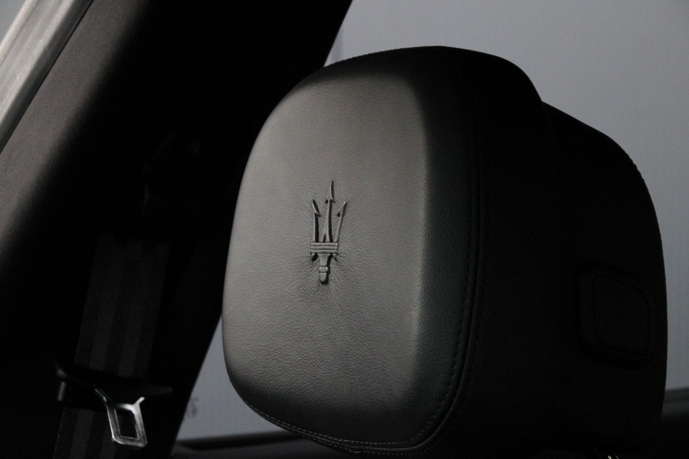 Maserati Quattroporte 3.8 V8 GTS — foto 35 van 48