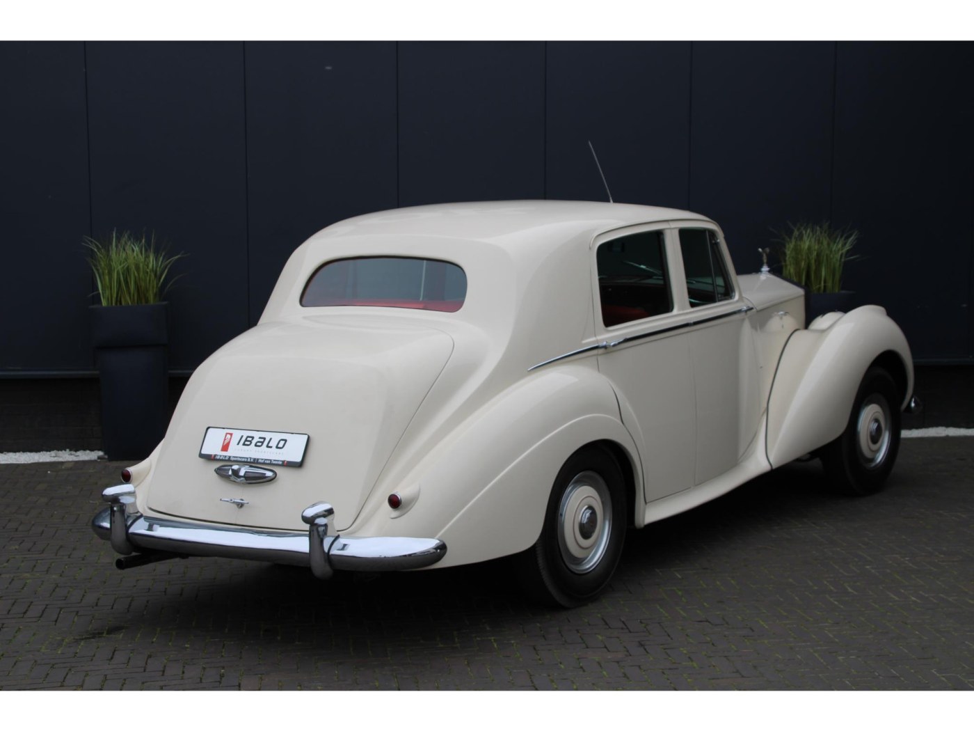 Rolls-Royce Silver Dawn 4.6 6-cilinder — foto 17 van 20