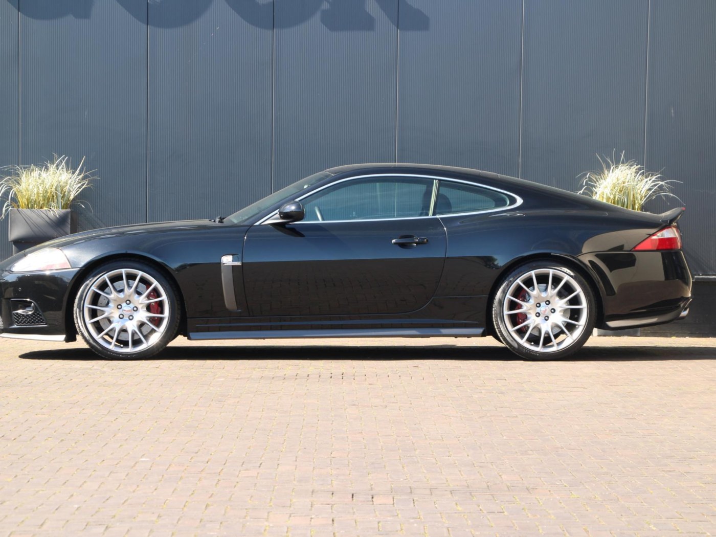 Jaguar XKR-S 4.2 V8 Coupé — foto 39 van 71
