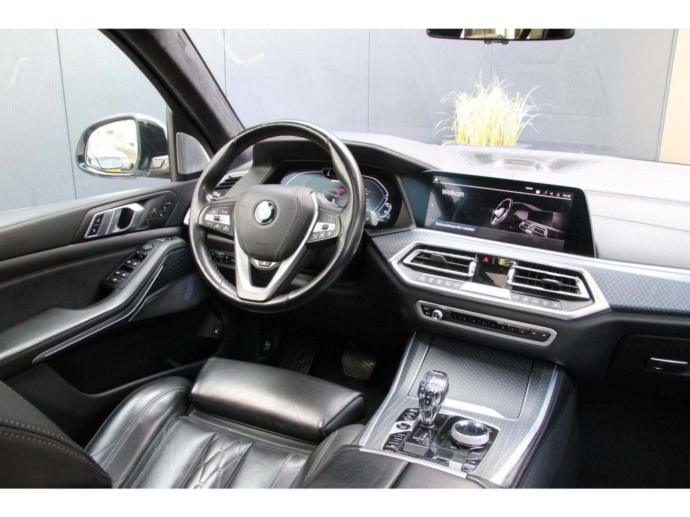 BMW X5 xDrive45e X-Line — foto 53 van 66