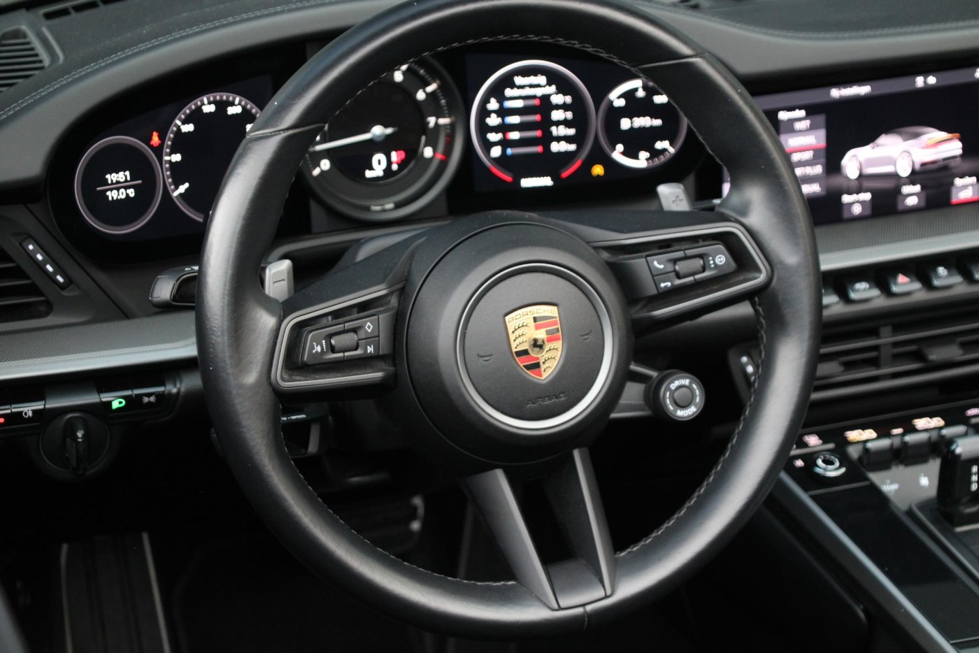 Porsche 911 Carrera S Cabrio (992) 450pk — foto 18 van 88