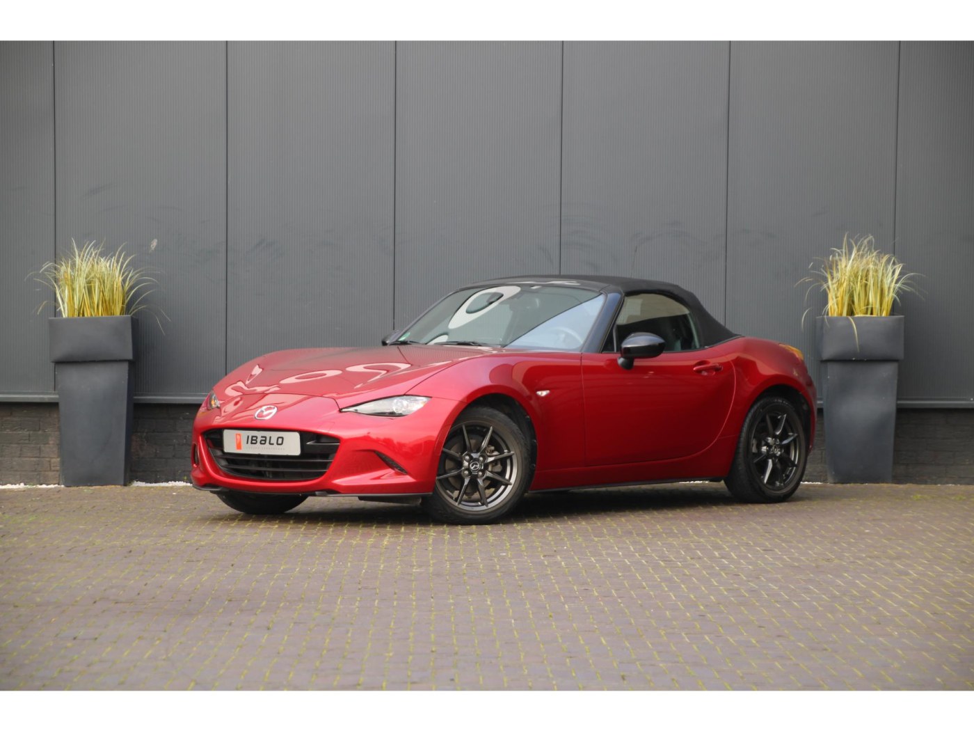 Mazda MX-5 1.5 SkyActiv-G 131 GT-M — foto 19 van 28
