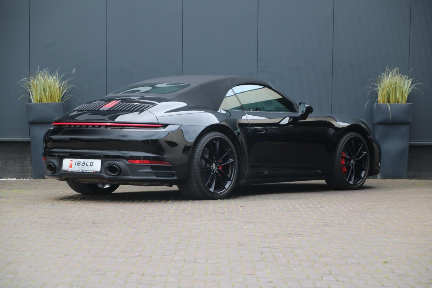 Porsche 911 Carrera S Cabrio (992) 450pk — foto 11 van 88