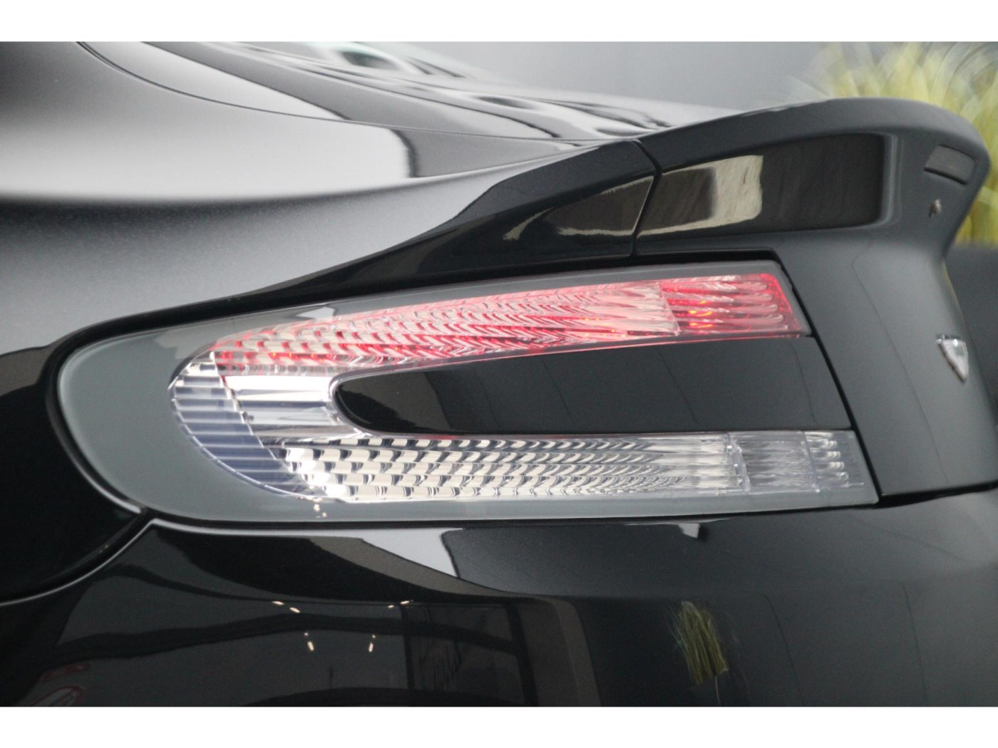 Aston Martin V8 Vantage V8 — foto 16 van 49