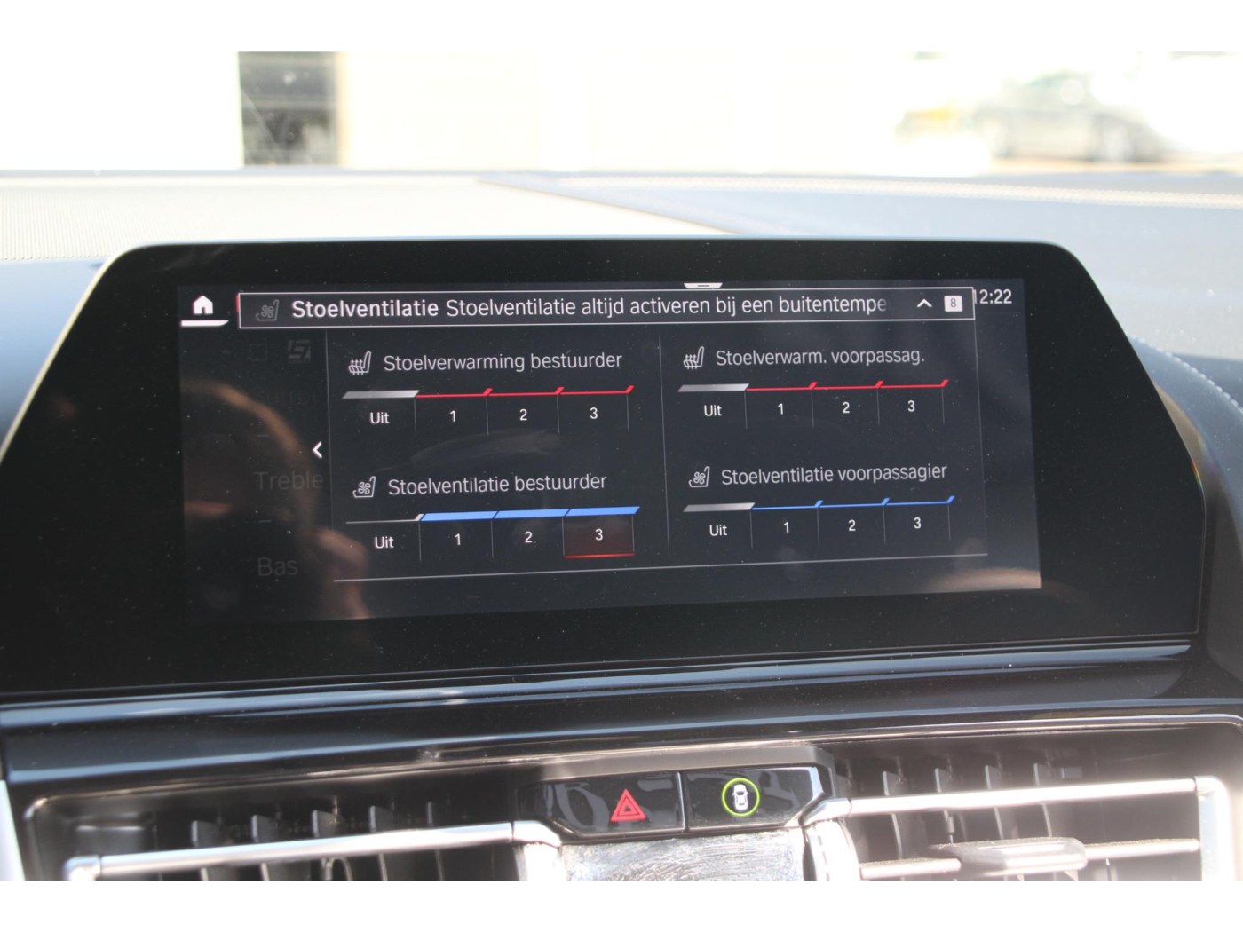 BMW 8-serie 840i M-Sport — foto 28 van 51