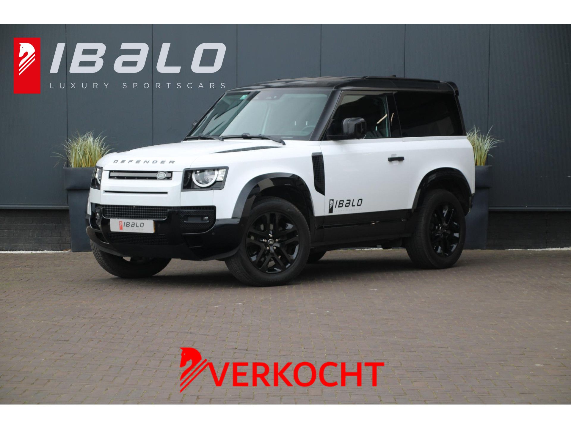 Land Rover Defender 90 D250