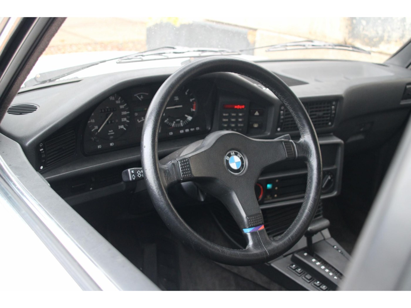 BMW 5 Serie 535i — foto 27 van 33