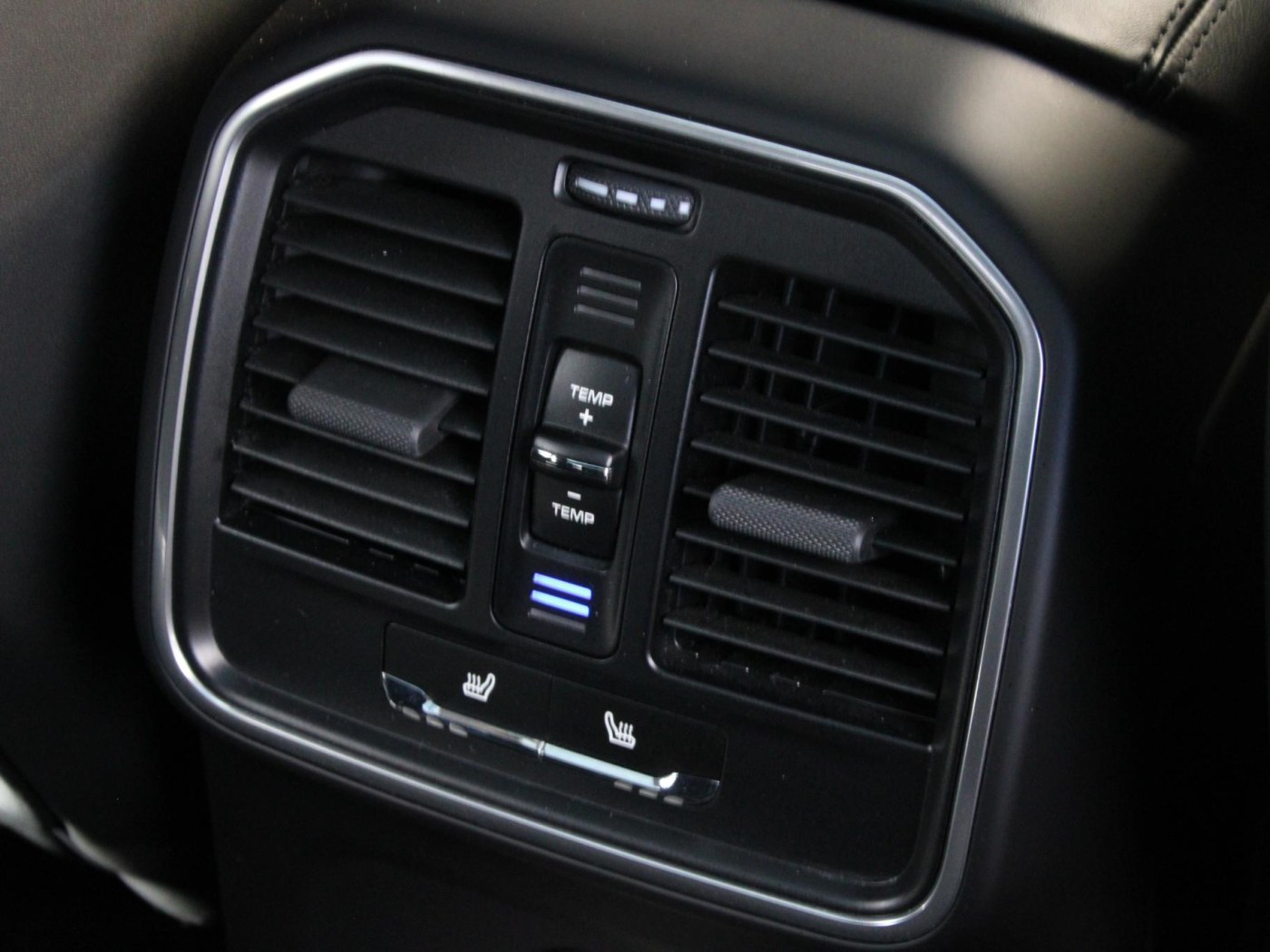 Porsche Macan 2.9 Turbo — foto 69 van 73