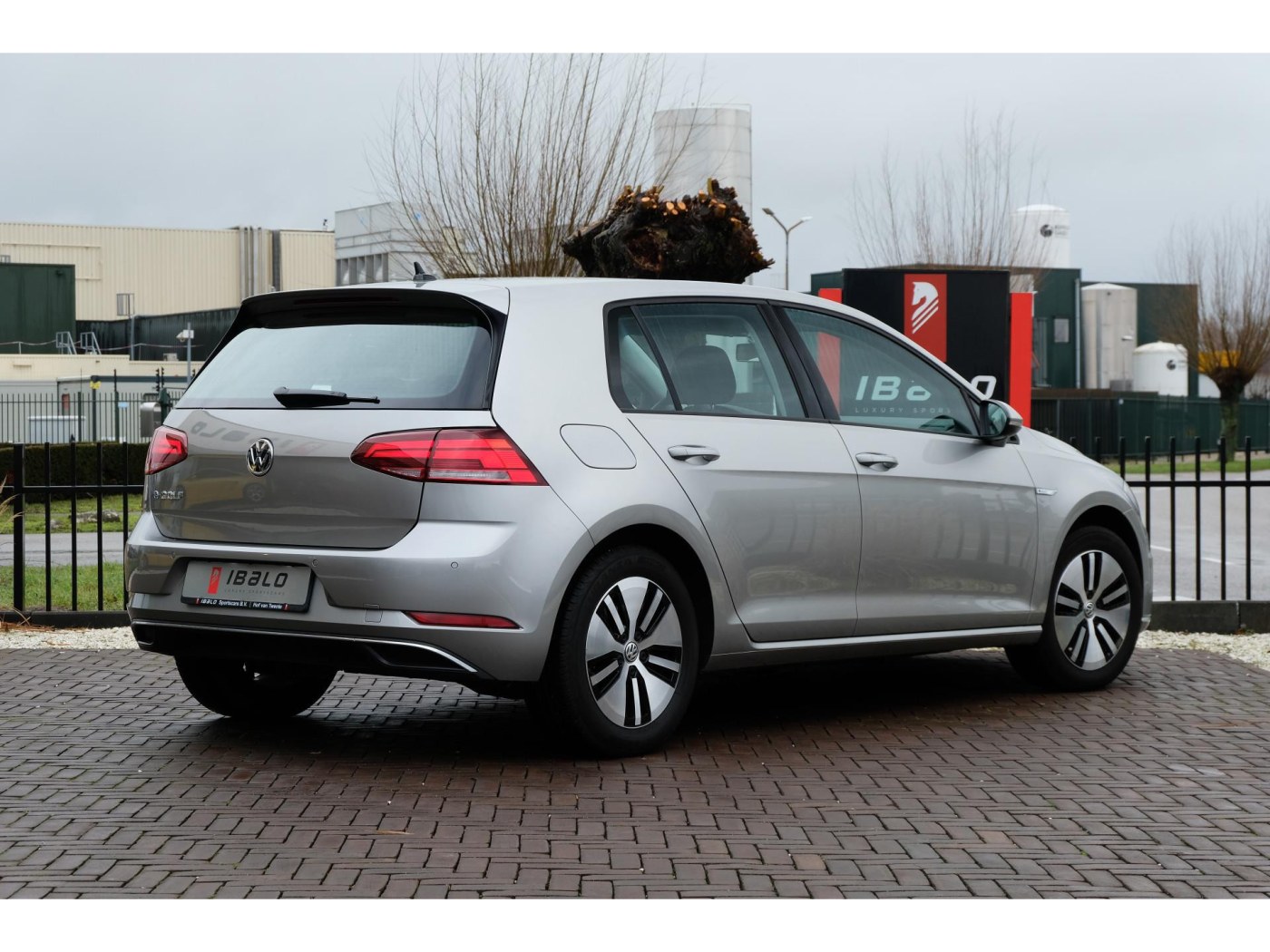 Volkswagen e-Golf E-DITION — foto 36 van 37