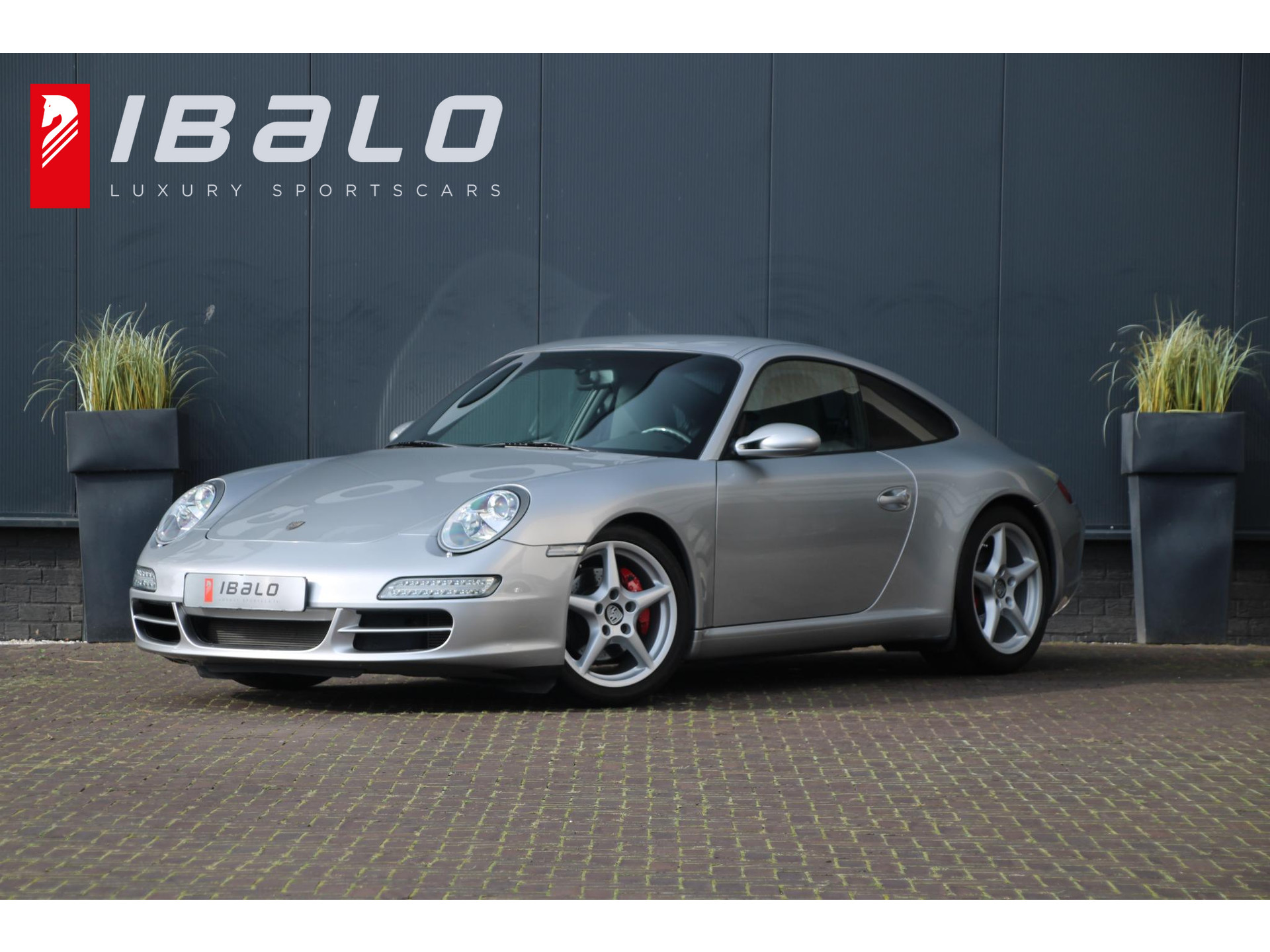 Porsche 911 3.6 Carrera (997) 325pk | BTW-auto | Youngtimer | PCCM Plus | Carbon