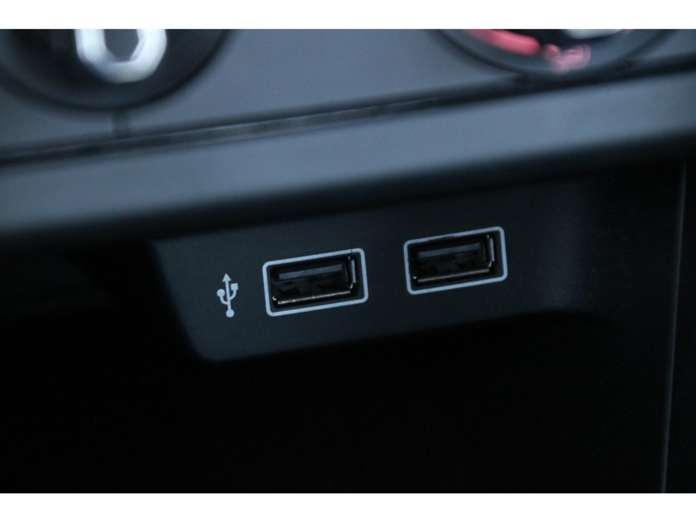 Volkswagen Polo 1.0 TSI Comfortline | Adaptive Cruise | Apple Carplay | Deep Black | — foto 27 van 27