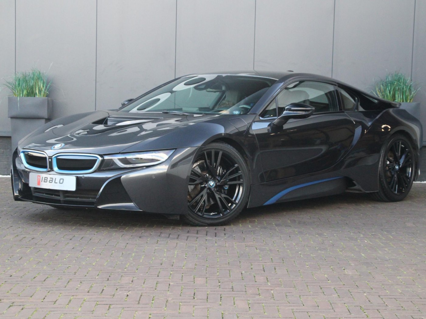 BMW i8 Pure Impulse — foto 27 van 56