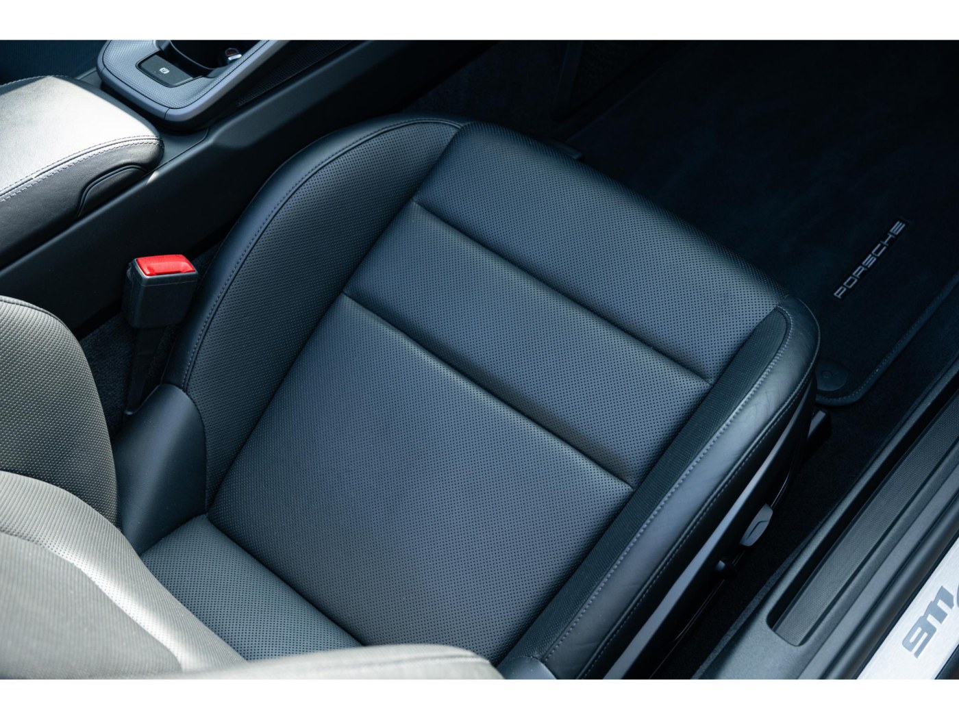 Porsche 911 Carrera S Cabrio (992) 450pk — foto 71 van 88