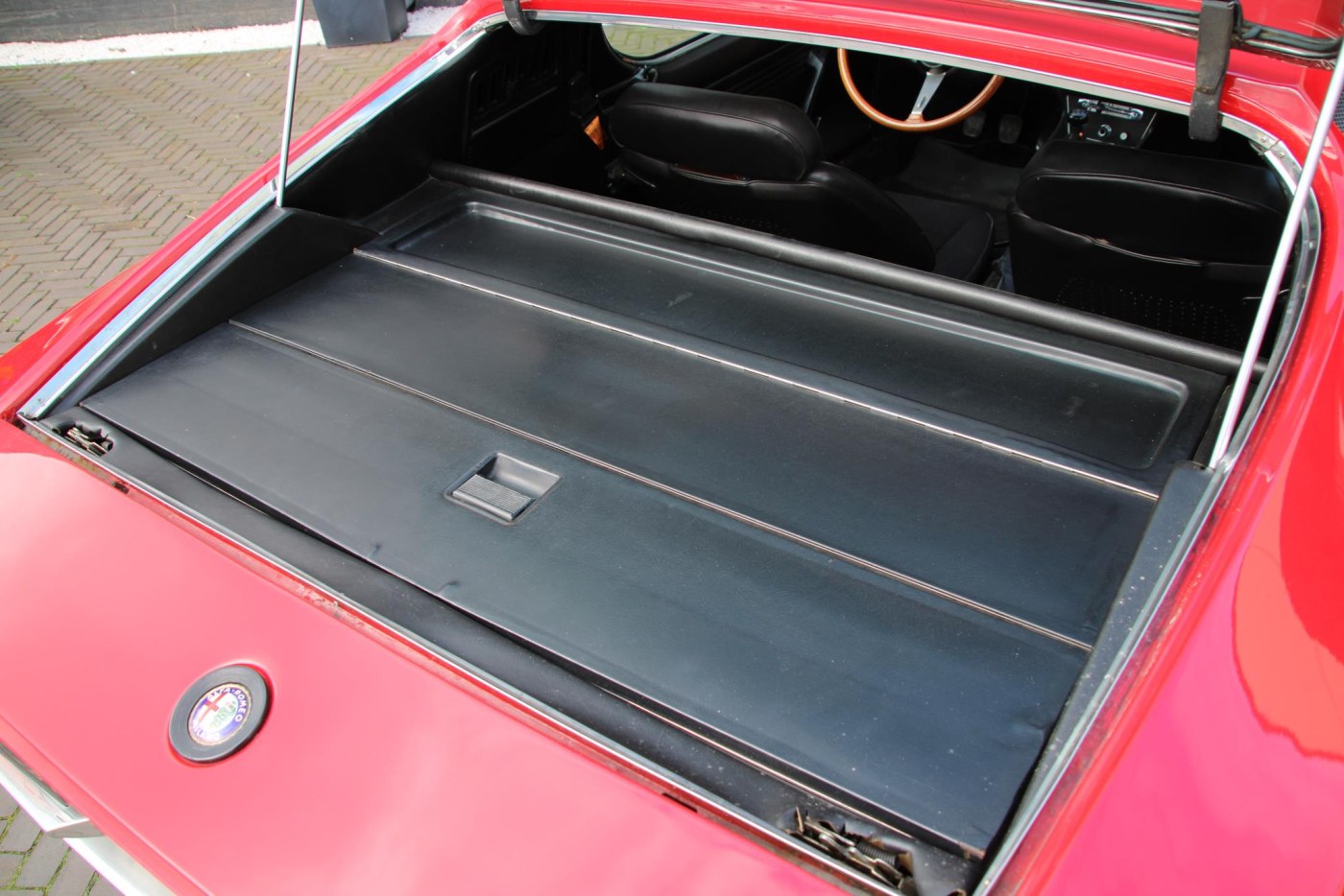 Alfa Romeo Montreal Coupé 2.6 V8 — foto 40 van 45