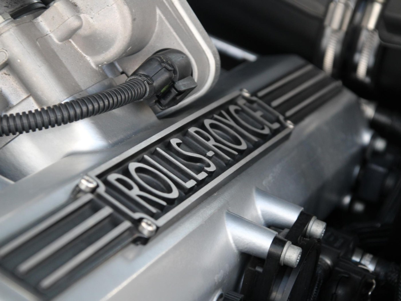Rolls-Royce Phantom VII 6.75 EWB — foto 20 van 102