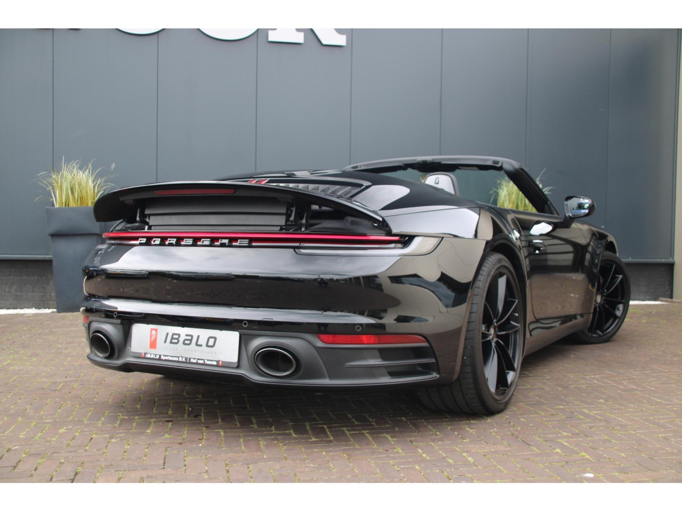 Porsche 911 Carrera S Cabrio (992) 450pk — foto 19 van 88