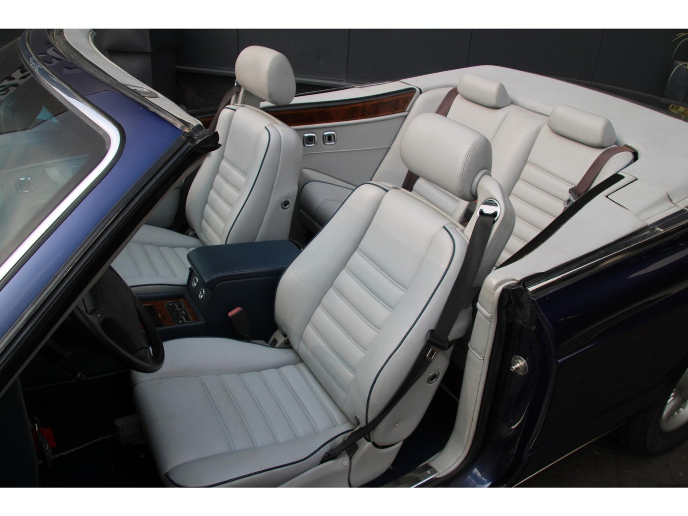 Bentley Azure 6.75 V8 Convertible | 390pk | 750Nm | Youngtimer | Historie | — foto 4 van 44