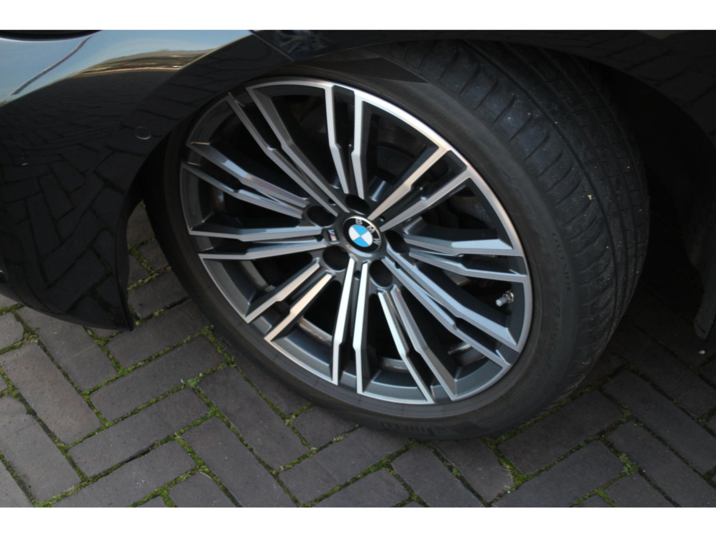 BMW 3-serie Touring 320i M-Sport | Panoramadak | HIFI | BTW-auto | — foto 12 van 39