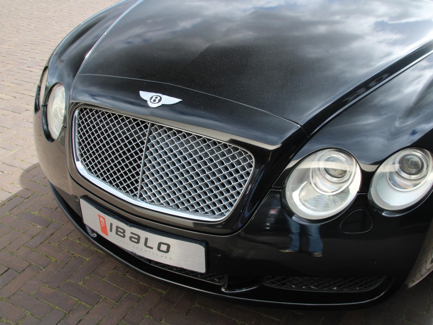 Bentley Continental GT W12 560pk — foto 5 van 30