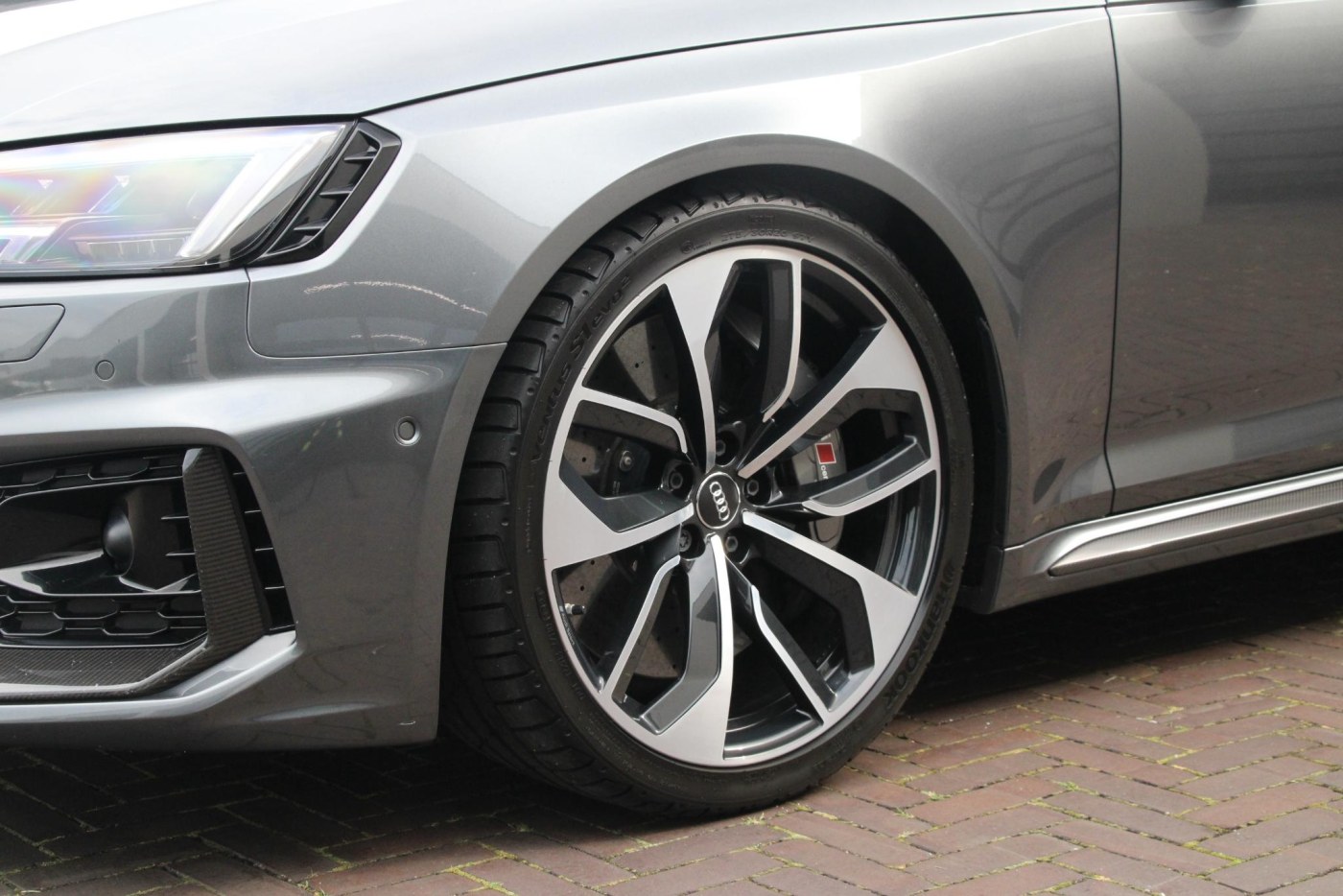 Audi RS4 Avant 2.9 TFSI quattro — foto 19 van 67