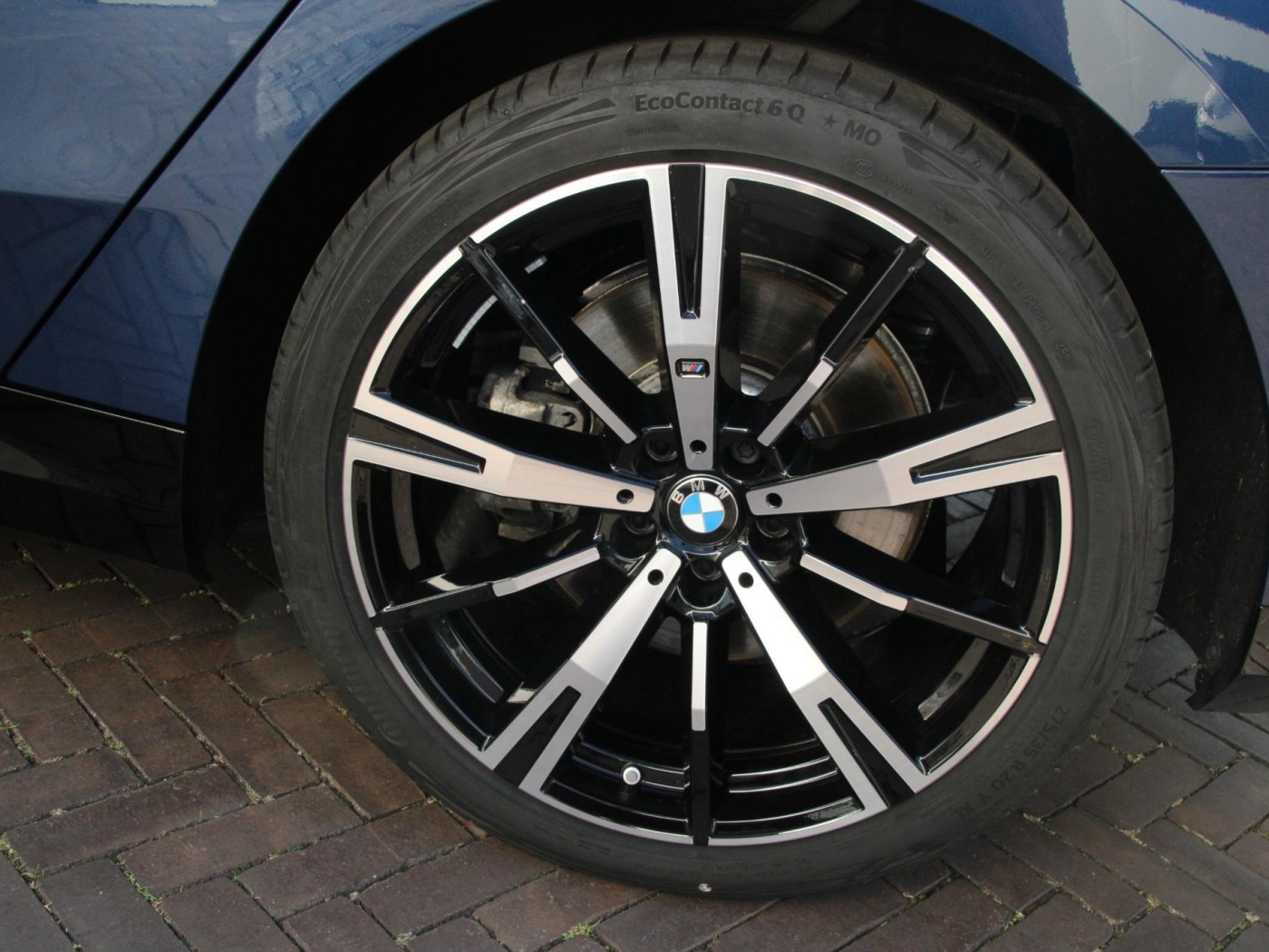 BMW 5-serie Touring 550e xDrive — foto 40 van 53