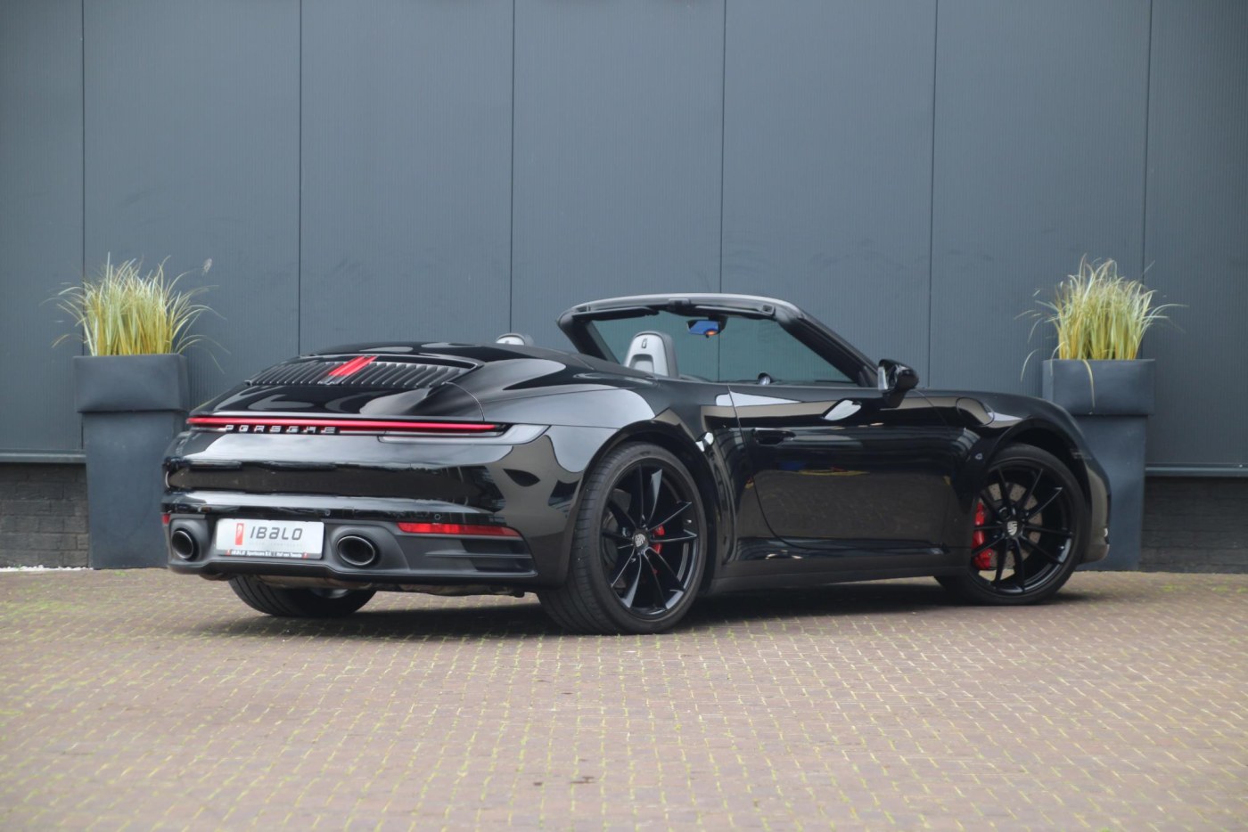 Porsche 911 Carrera S Cabrio (992) 450pk — foto 3 van 88