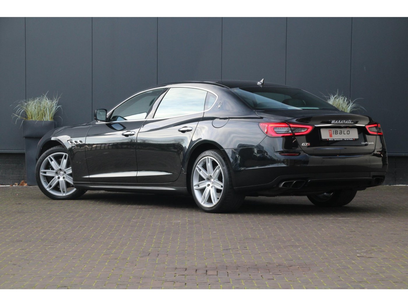 Maserati Quattroporte 3.8 V8 GTS — foto 31 van 48