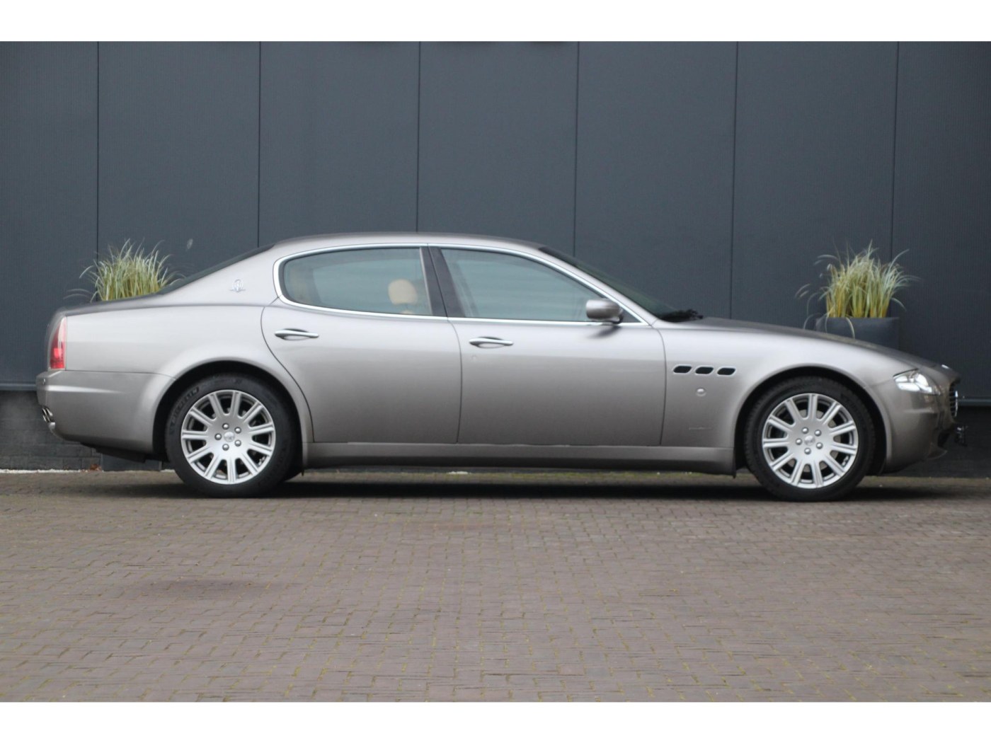 Maserati Quattroporte 4.2 Duo Select | Nieuwstaat | Historie | 400pk V8 | — foto 31 van 41
