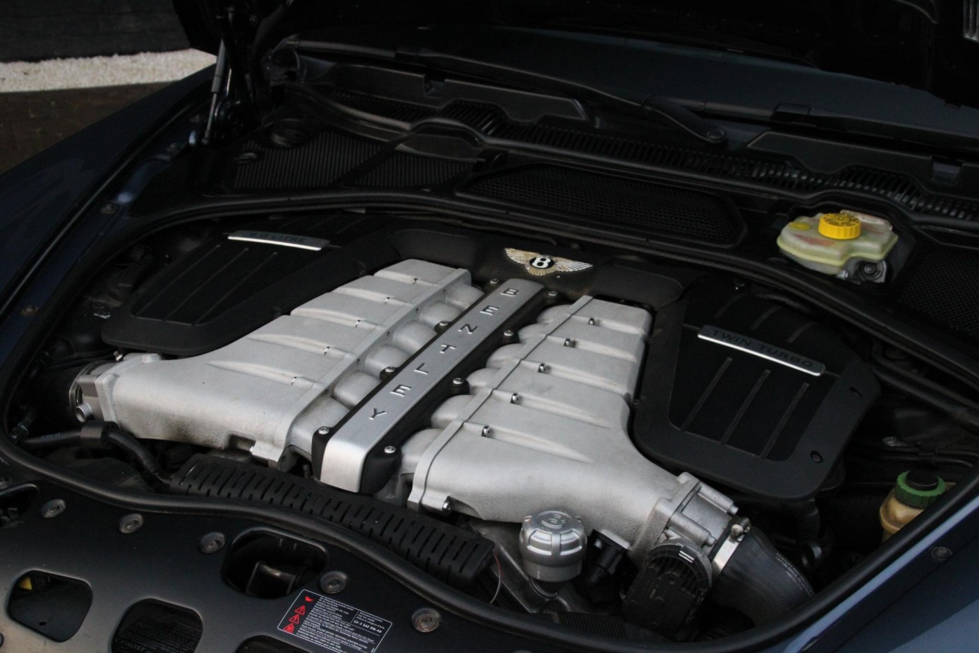 Bentley Continental GTC 6.0 W12 — foto 19 van 47