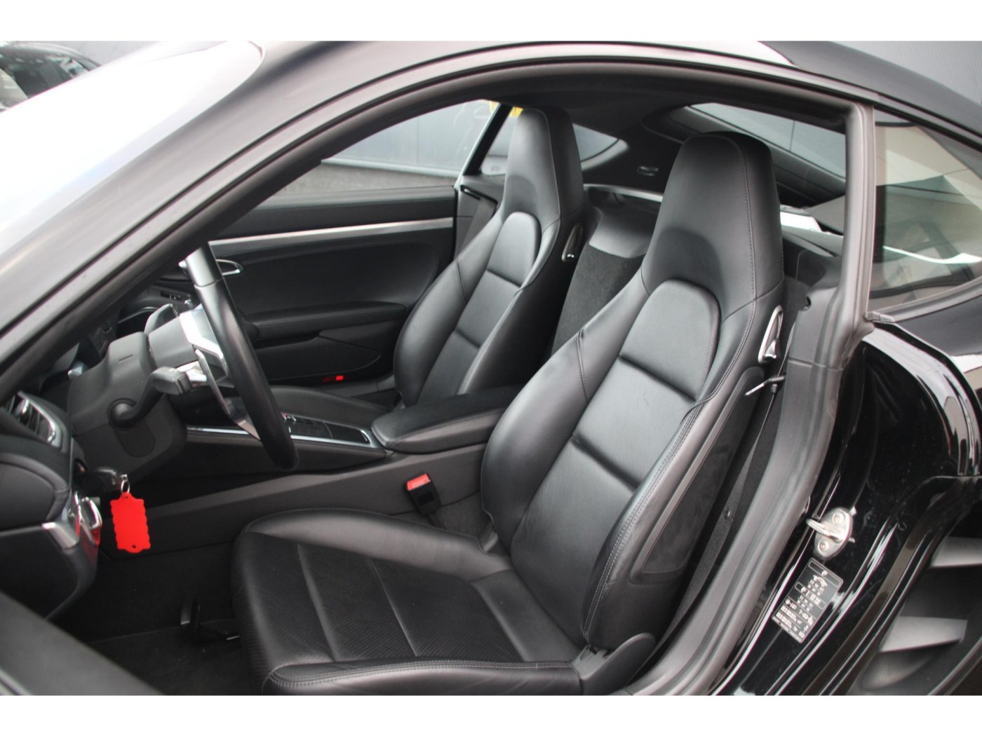 Porsche 718 Cayman 2.0 Porsche 718 Cayman | 300pk | Sportuitlaat | 1e eigenaar | — foto 4 van 31